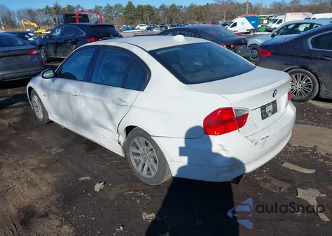 2007 BMW 328Xi z USA, uszkodzony, nr VIN WBAVC93567K034707